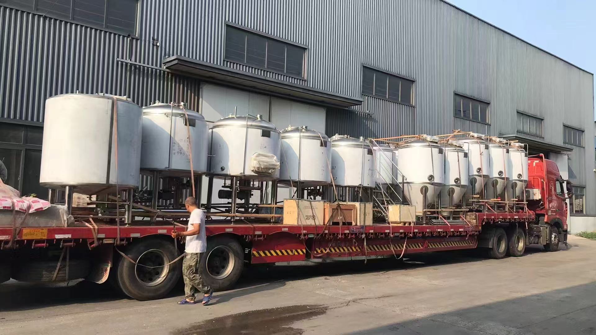 郏县精酿啤酒设备厂—精酿啤酒设备制造：传承工艺与创新科技的交融